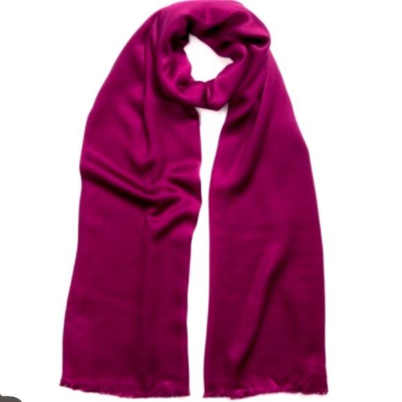 New-I.N.C Raspberry Scarf - Picture 1 of 4